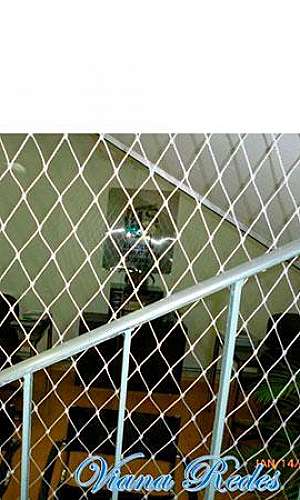 Instalação de tela para proteção Instalação de tela para proteção